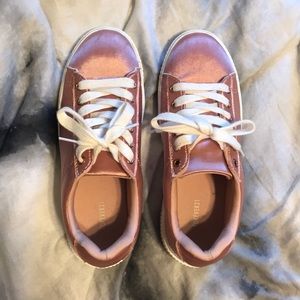 Pink velvet sneakers